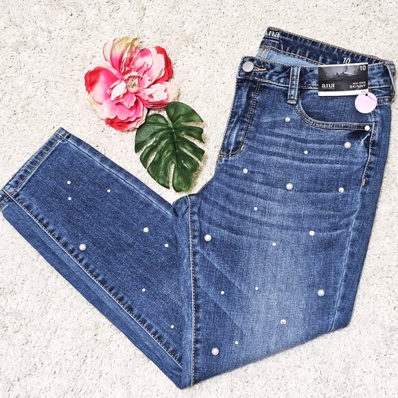 a.n.a. Denim Jeans with Pearls & Rhinestones. Mid-Rise Skinny, Size 10. NWT. - Picture 2 of 16